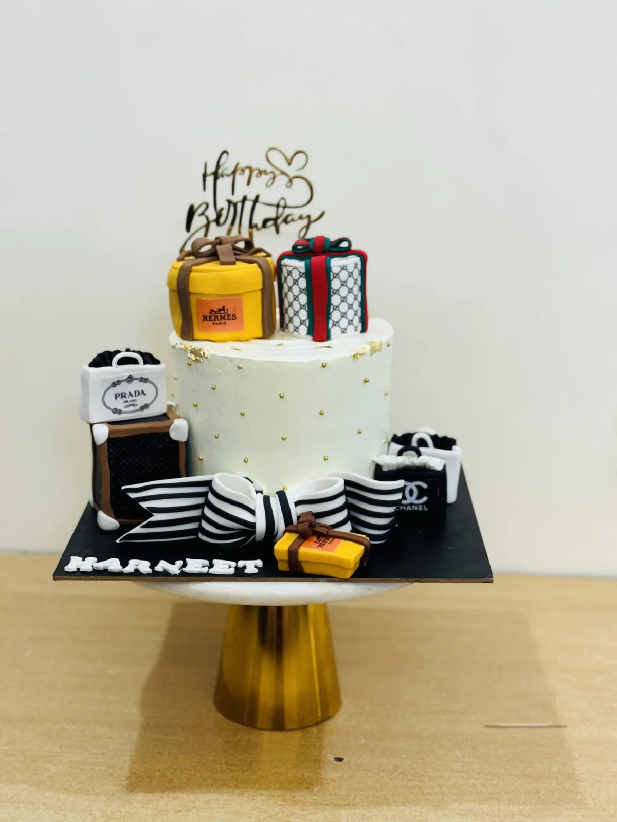 Fashion-inspired custom eggless cake